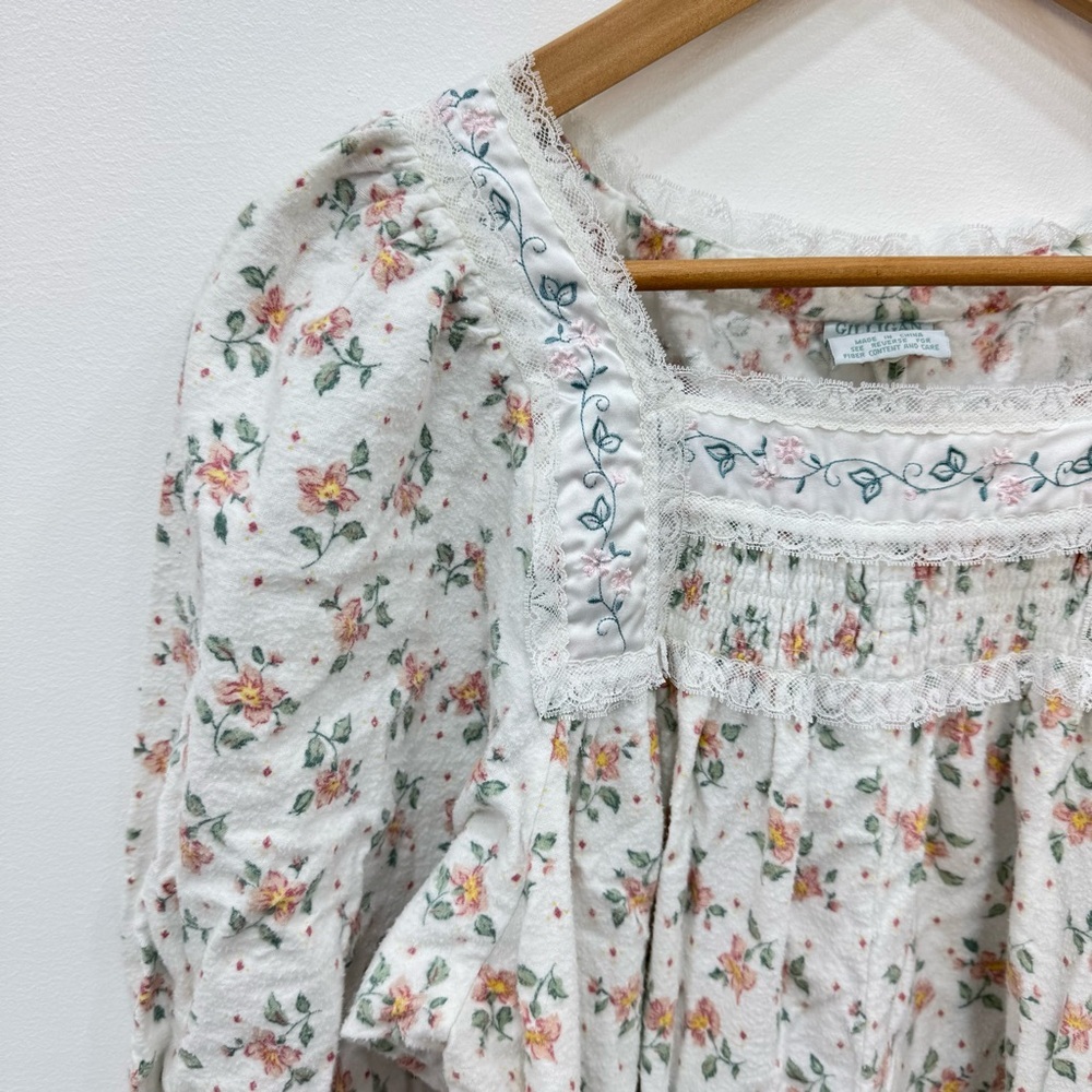 Gillian & O’Malley Vtg 90’s Flannel Nightgown CottageCore Lace floral Sz Small